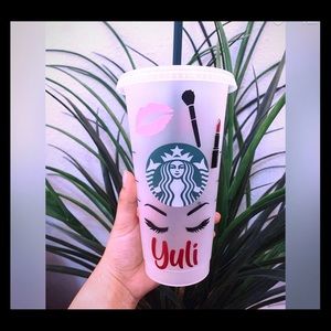 Makeup lovers!💋💗💄